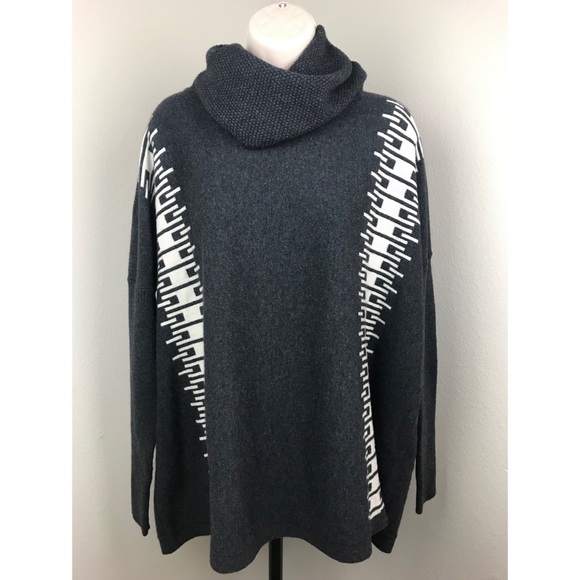 Leo & Sage Turtleneck Wool Sweater - Picture 2 of 7